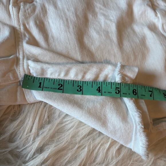 Lucky Brand Laguna Shorts Size 14/32 White Denim Pockets Stretch Cuffed Raw Hem - Picture 9 of 9